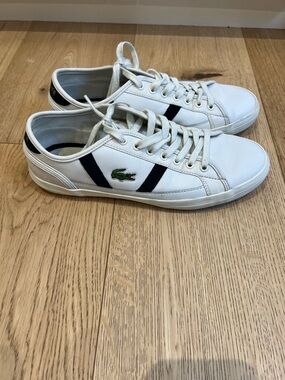 Lacoste White Leather Sneakers with Navy Stripes and Green Croc 7